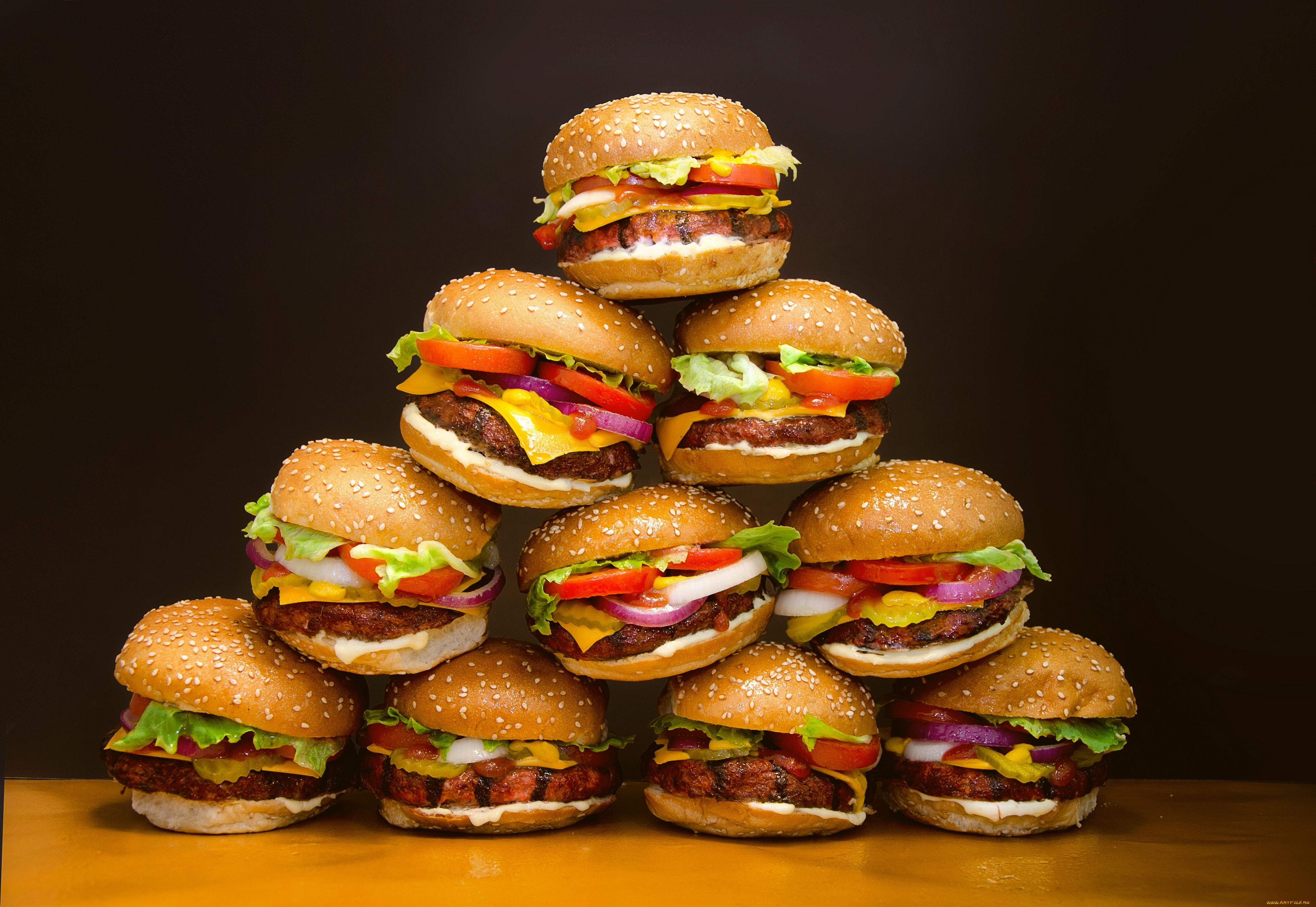 Виды фаст. Пресс для гамбургеров Hurakan HKN-f13. Гамбургер. Вкусный гамбургер. Еда бургеры.